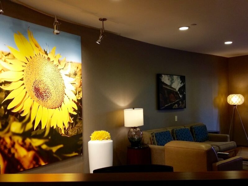 Courtyard By Marriott- Roseville, MN Perfectly Positioned to Twin Cities
