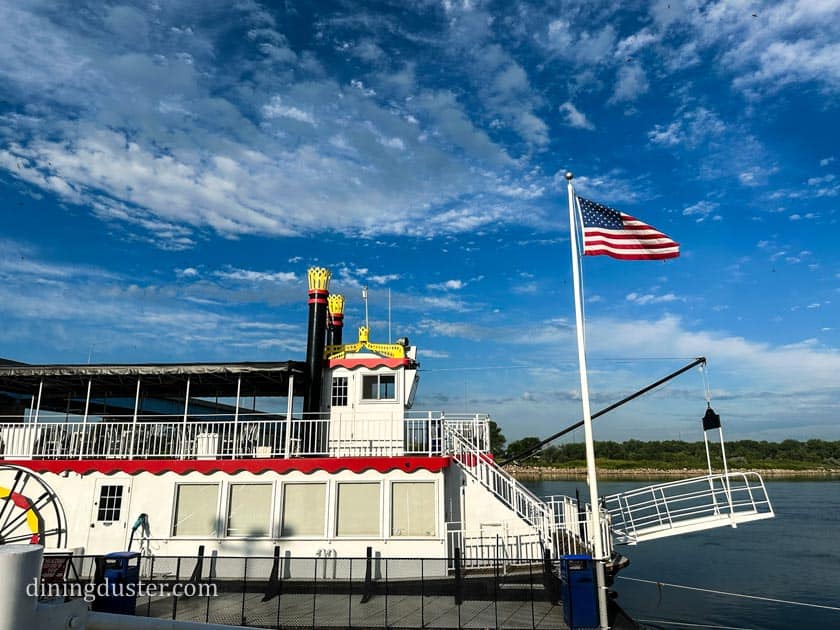 lewis & clark paddle boat