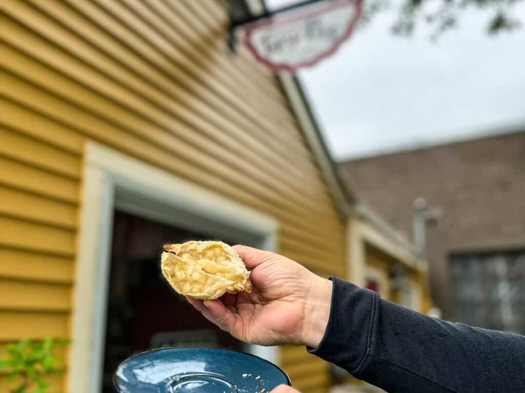 saras tipsy pie- a vegan guide to stillwater MN