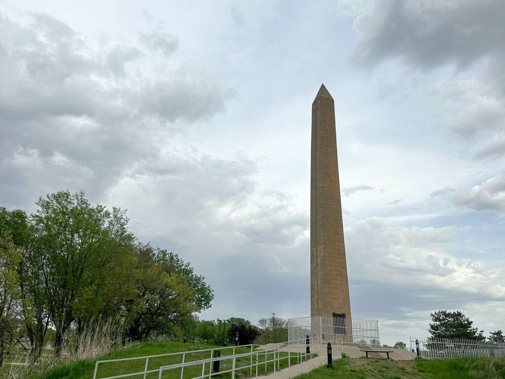 Sergeant Floyd Monument obelisk overlooking Missouri River in Sioux City