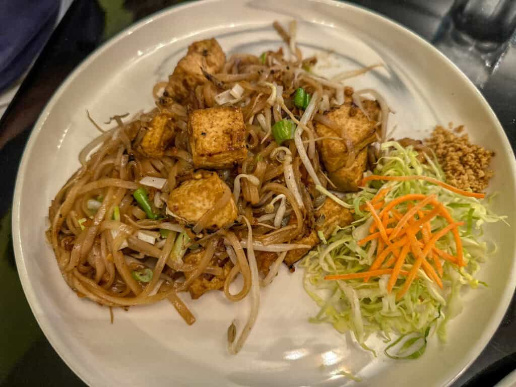 pad thai Pete's on Thai Vegan options in Sioux City