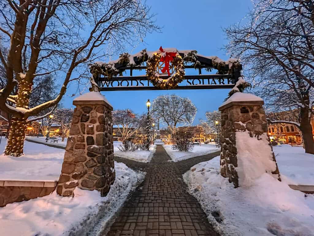 Woodstock Square, Woodstock, IL