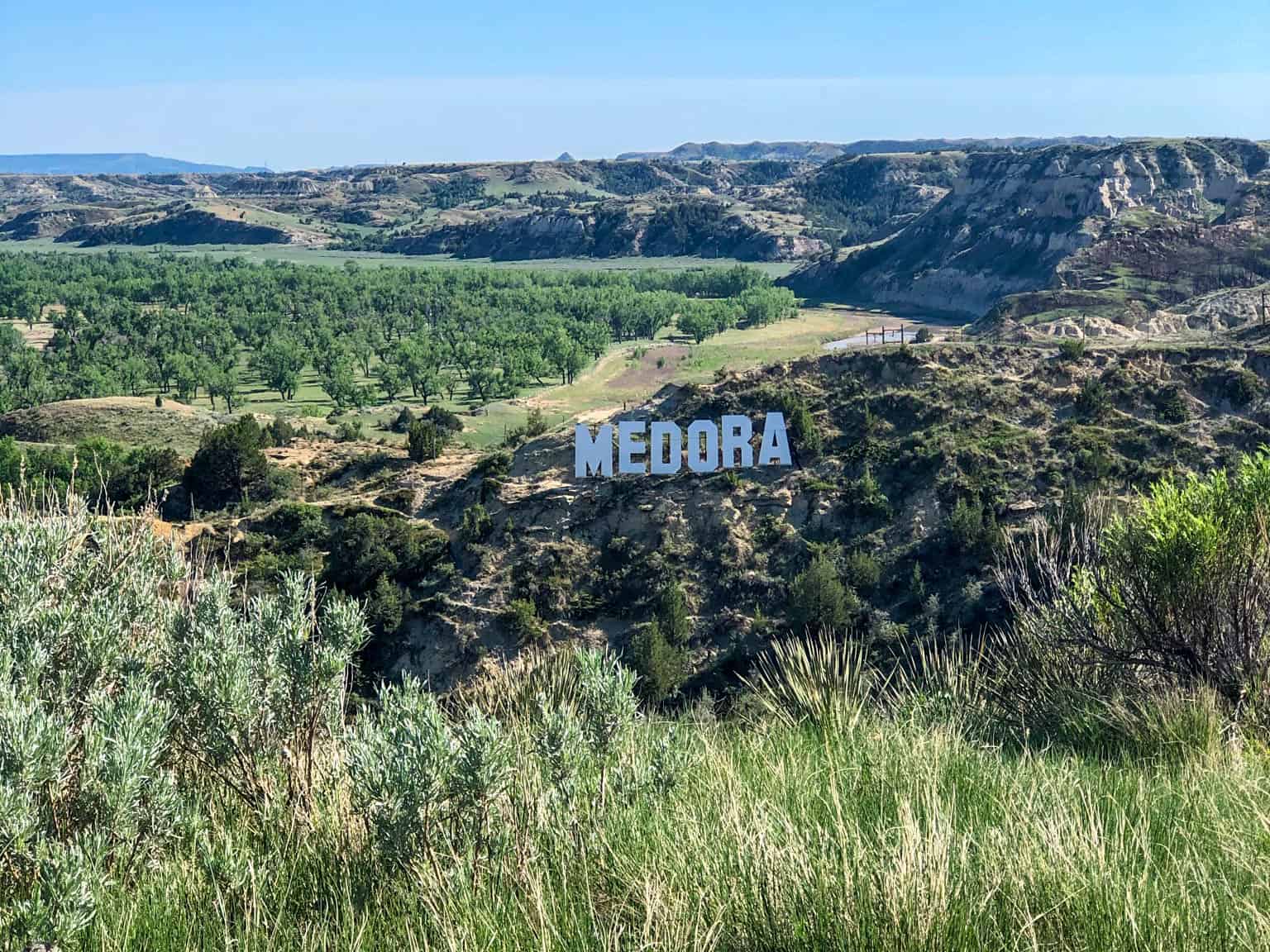 how to plan the perfect trip to Medora, North Dakota