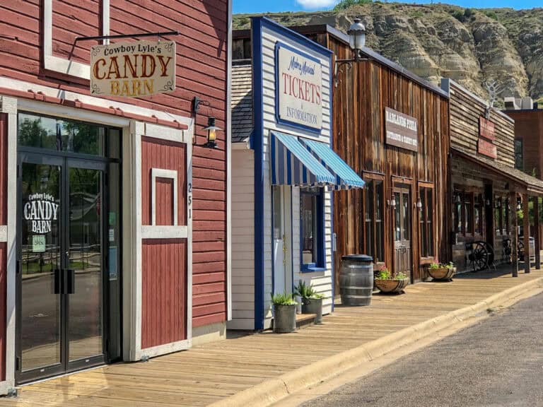 Ways to explore Medora, ND